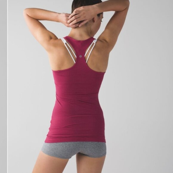 Lululemon Cool Racerback reversible cranberry/ maroon colour - Picture 2 of 5